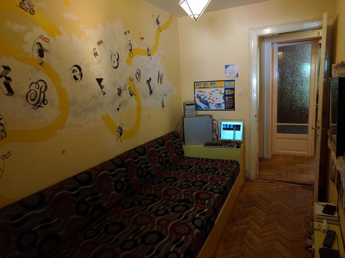 Хостелы Freeborn Hostel Тимишоара-14