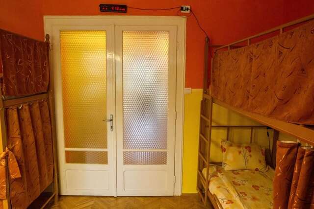 Хостелы Freeborn Hostel Тимишоара-23